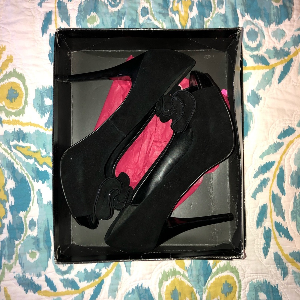 Super Cute and Comfortable Steve Madden Heels!!